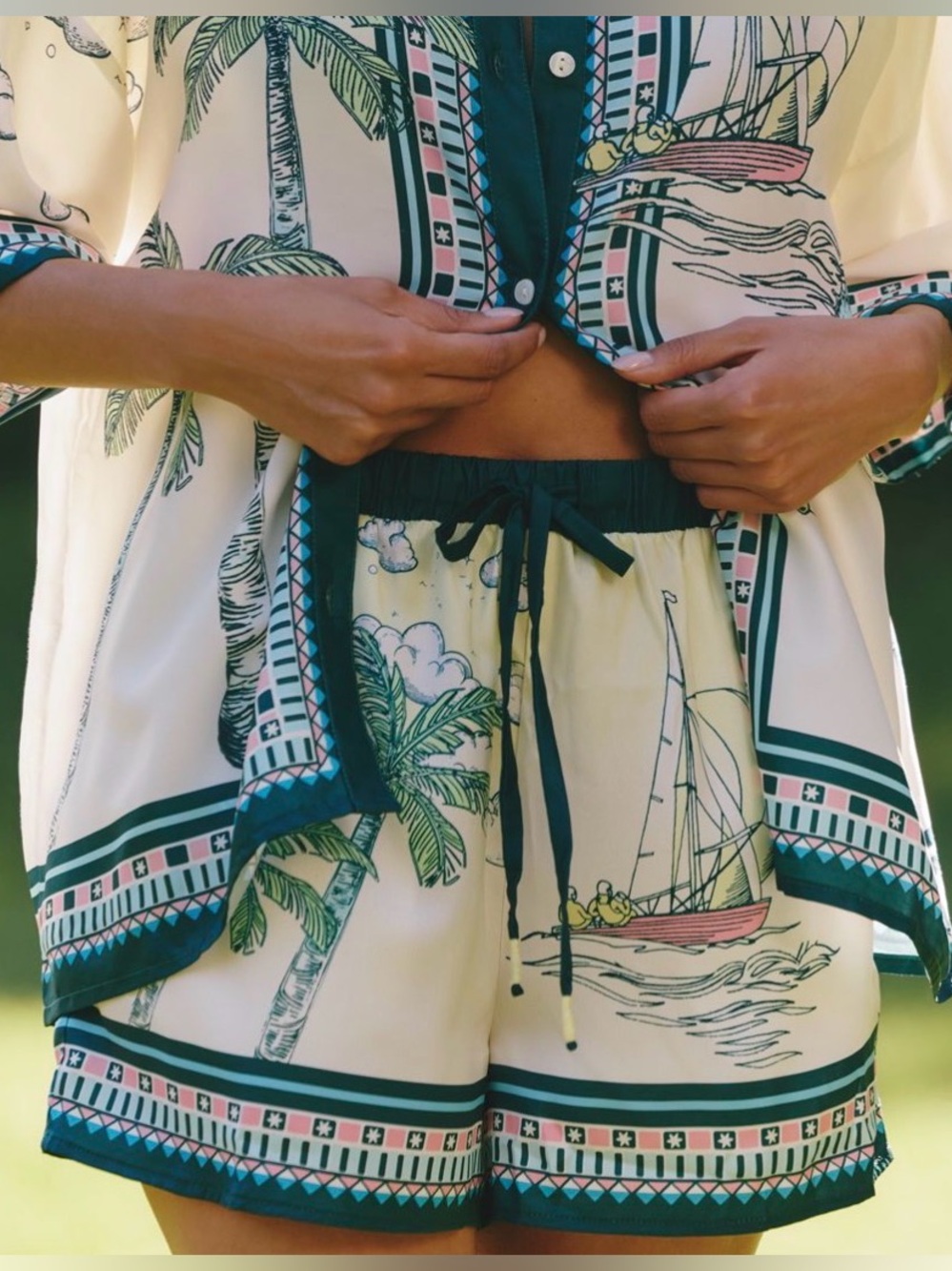 Celandine Casuarina Shorts